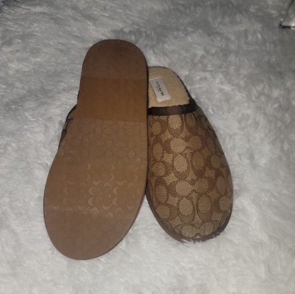 Coach Men Slipper In Signature Jacquard - Picture 2 of 4